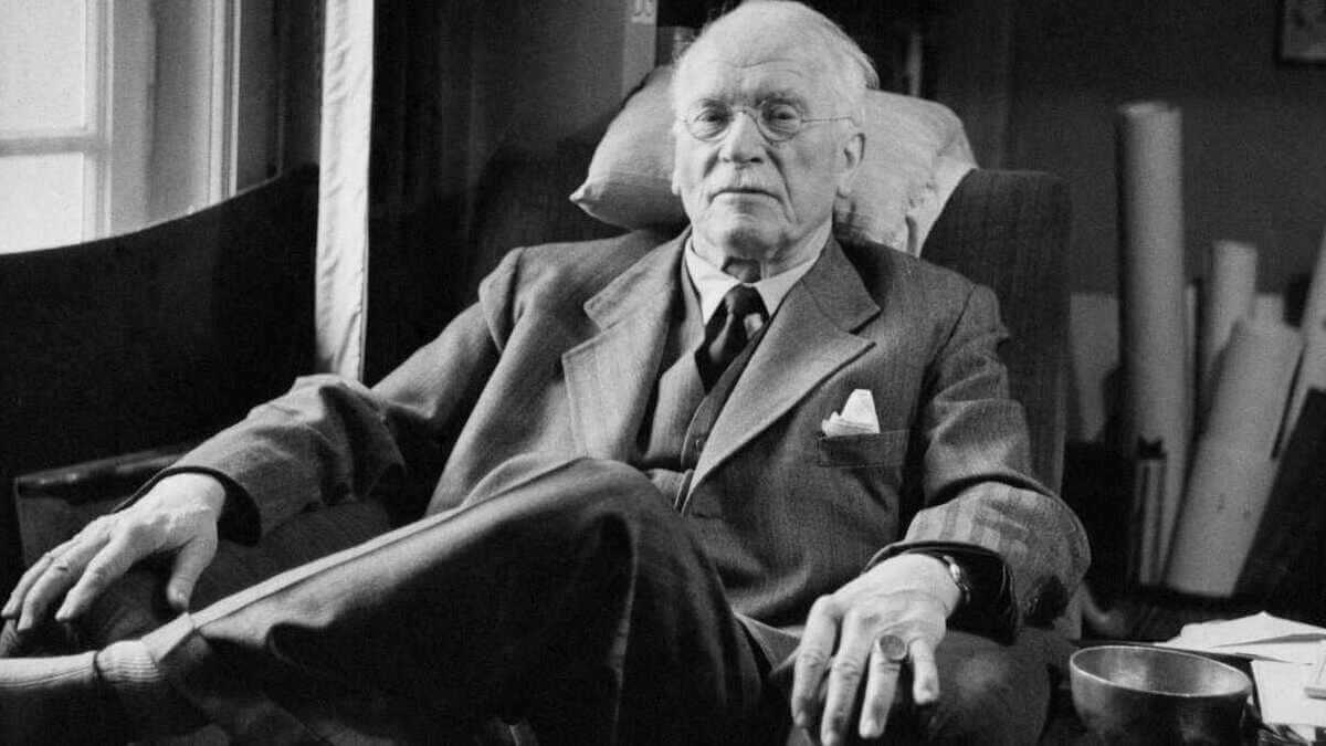 Carl Jung'un Doğru Yerde Doğru Çabayı Gösterme Öğüdü