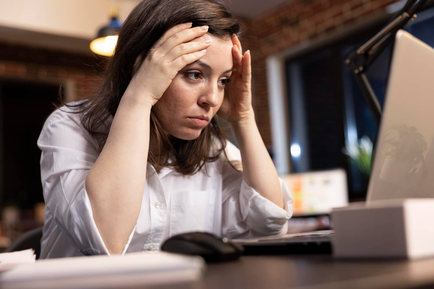 Detectar o Burnout em Equipes Digitais: Sintomas e Estratégias de Prevenção